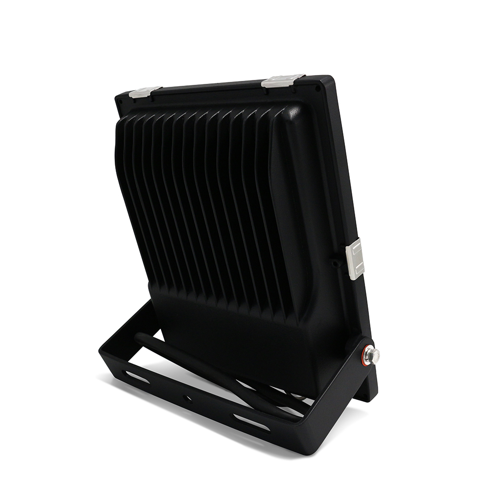 GLEDOPTO Zigbee 3.0 RGB+CCT LE - Smart Zigbee Garden Light review and price